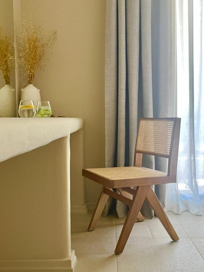 Thymises Boutique Hotel Какопетрия Екстериор снимка