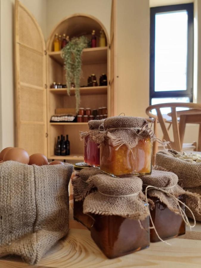 Thymises Boutique Hotel Какопетрия Екстериор снимка
