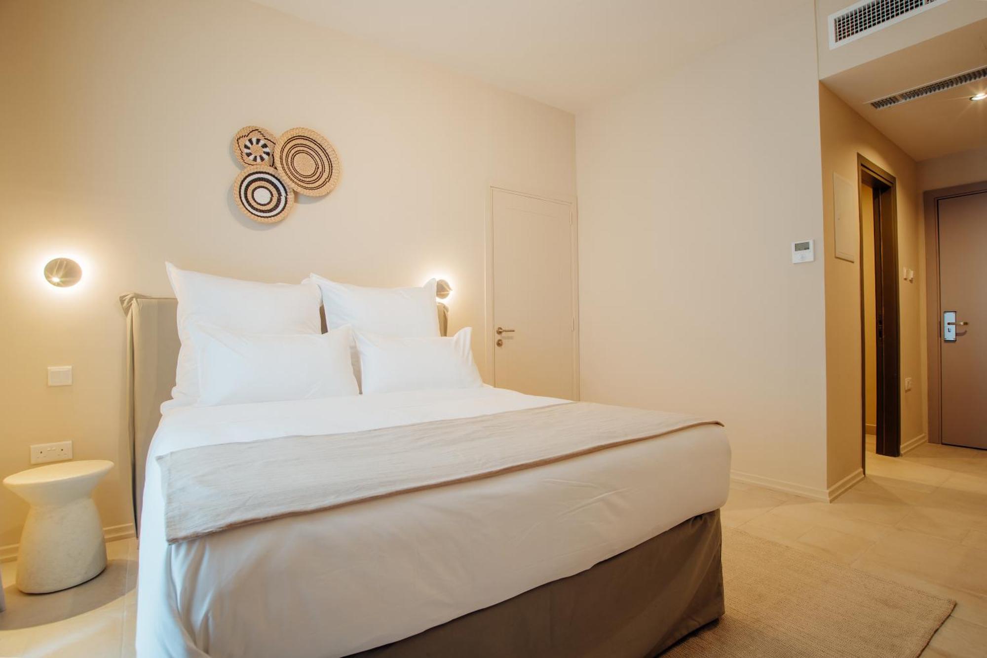 Thymises Boutique Hotel Какопетрия Екстериор снимка