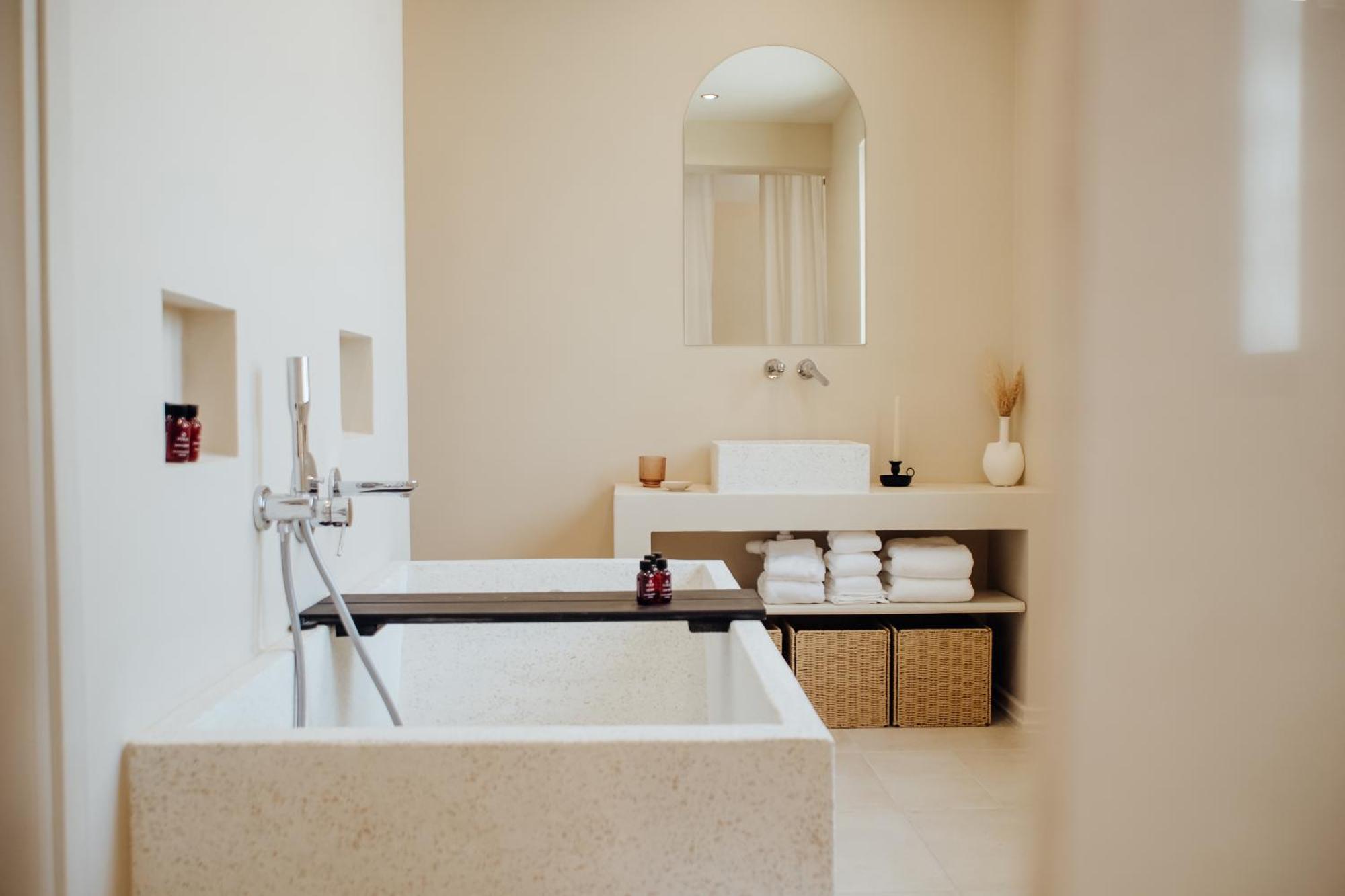 Thymises Boutique Hotel Какопетрия Екстериор снимка