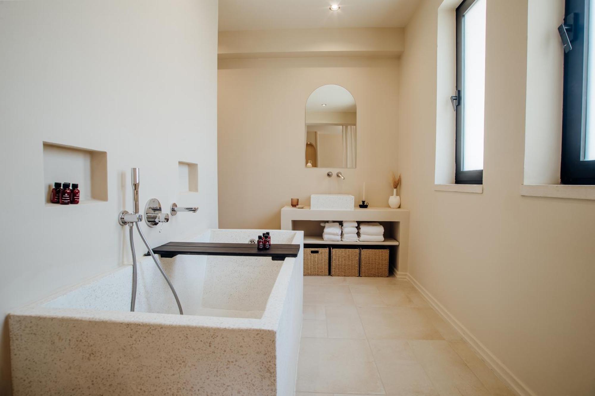 Thymises Boutique Hotel Какопетрия Екстериор снимка