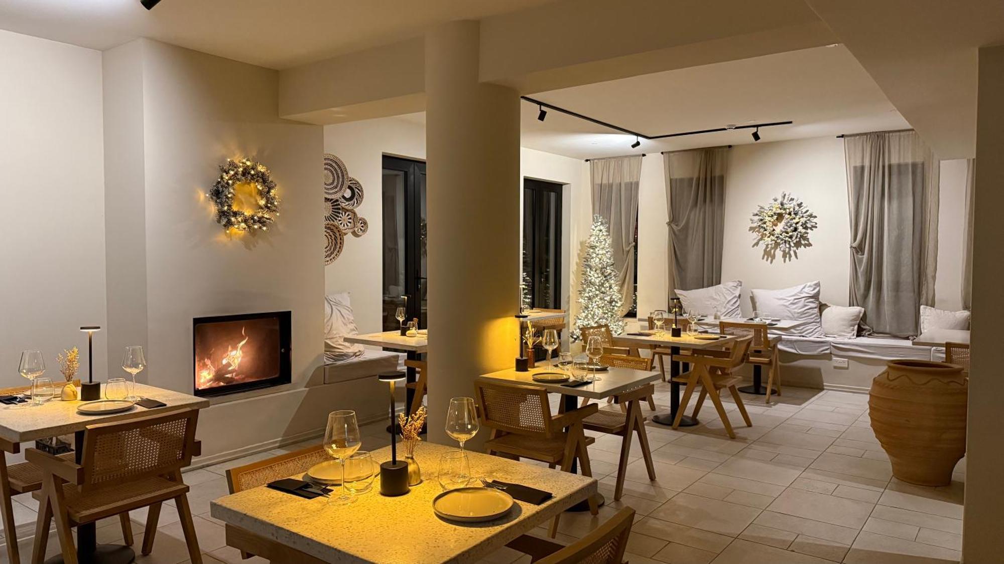 Thymises Boutique Hotel Какопетрия Екстериор снимка